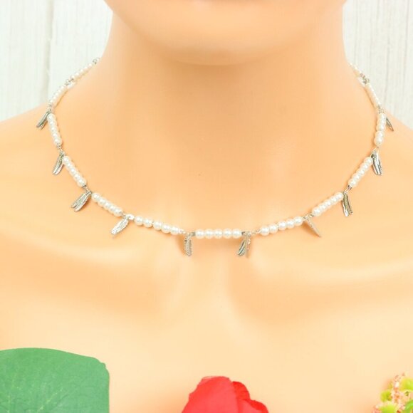 "Minimalist & Elegant Necklace Chain – Perfect for Women & Girls | UNVRC1402 - Picture 1 of 10